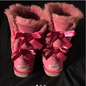 Pink uggs